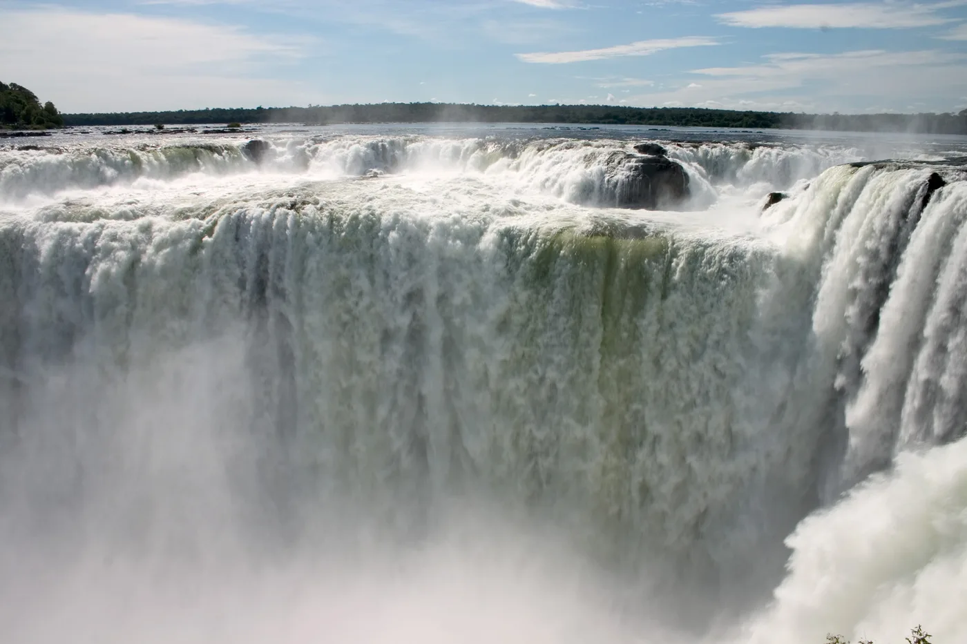 Cataratas de Iguazú, Puerto Iguazú
