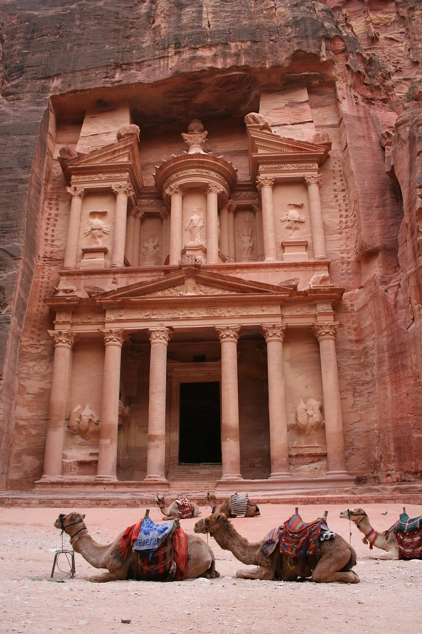 El Tesoro de Petra, Petra